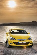 Vauxhall Astra GTC 2011 года